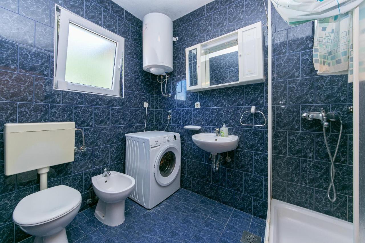 Apartments With A Parking Space Gradac, Makarska - 14708 Екстер'єр фото