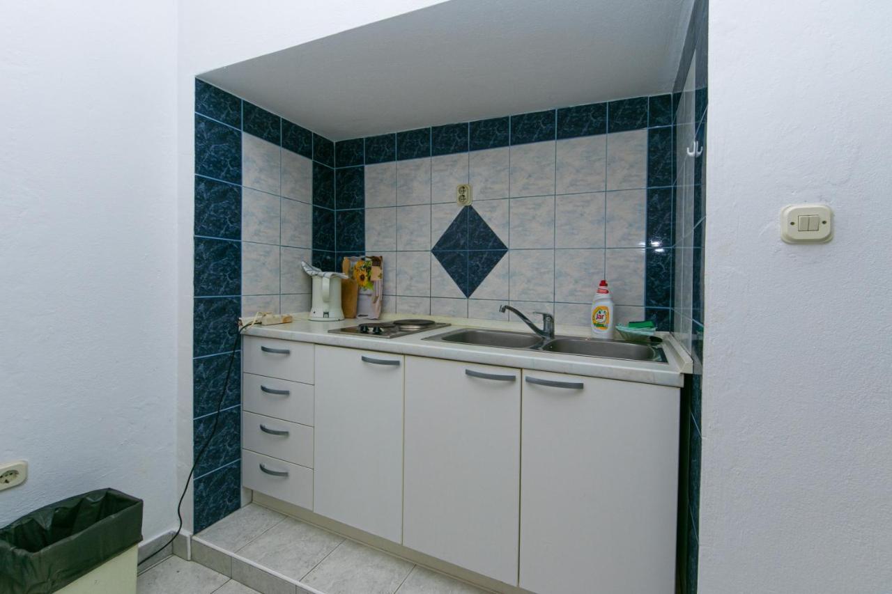 Apartments With A Parking Space Gradac, Makarska - 14708 Екстер'єр фото